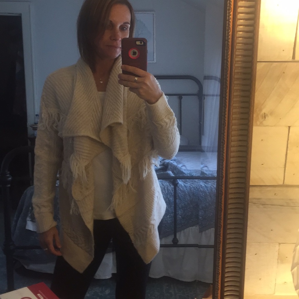 Cardigan with fringe